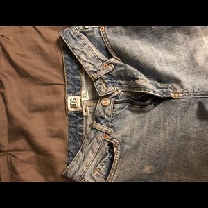 🌊 BDG Urban Outfitters Mom Jeans 🌊